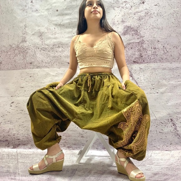 Handmade Stobewashed Ohm Prints Harem Styled Pants - Picture 4 of 7